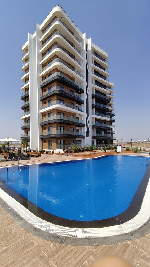 The Infinity residence and its outdoor pool